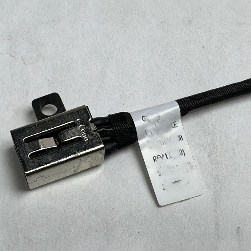 كابل مرن لمنفذ شحن الطاقة DC ل - مراجعة Laptop Accessories Dell وسعره